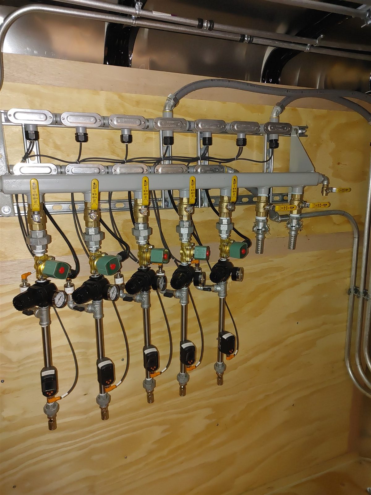 RS4007 — sparge manifold